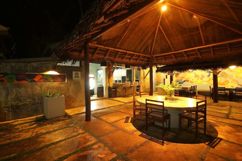 Hotel The Caribbean Gate Resort & Cafe
