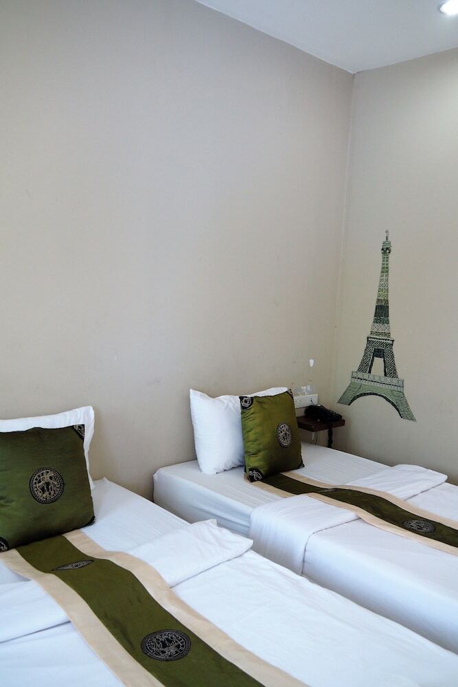 Hotel Tonrak Resort