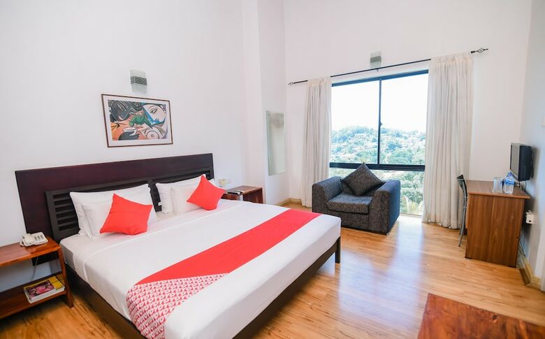 Hotel Oyo 302 Jasmine Hill House