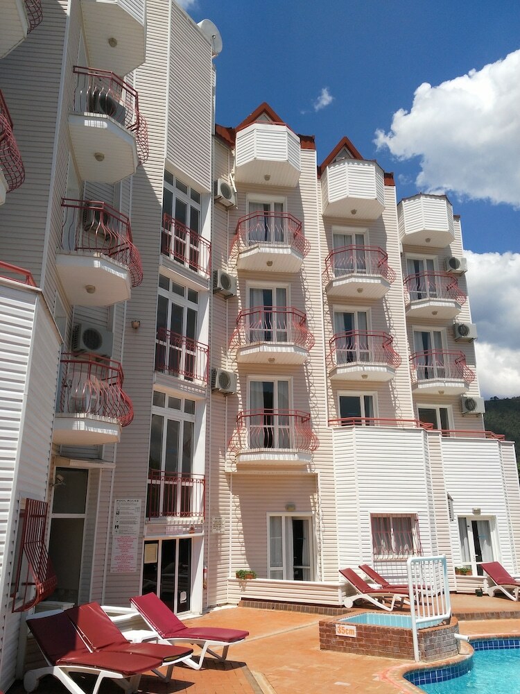 Avlu 4 Apart Hotel
