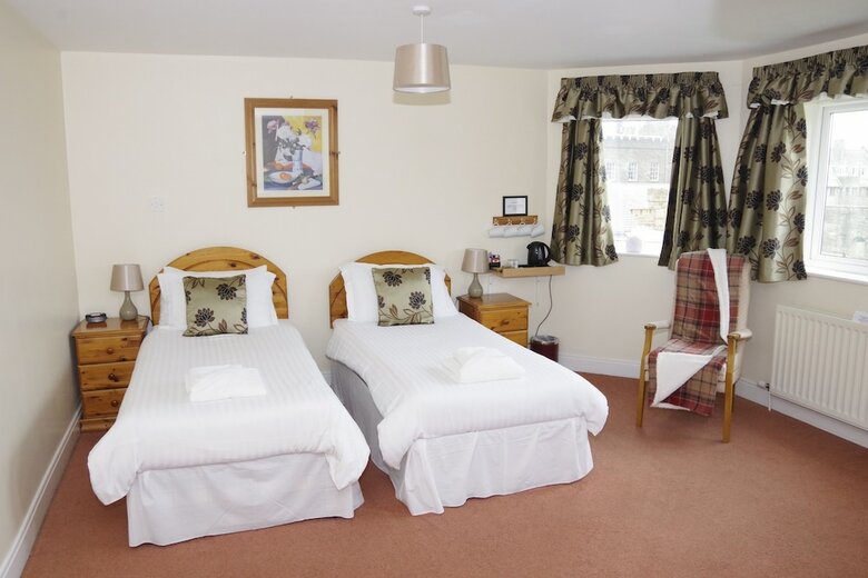 Bed & Breakfast Sneaton Castle Centre