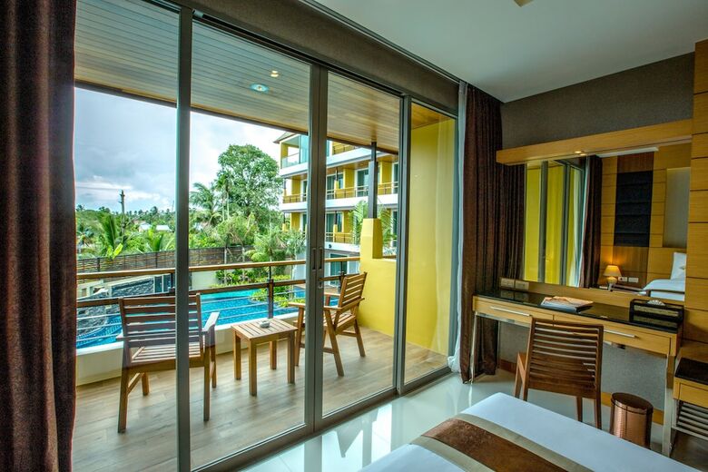 Hotel Aqua Resort Phuket