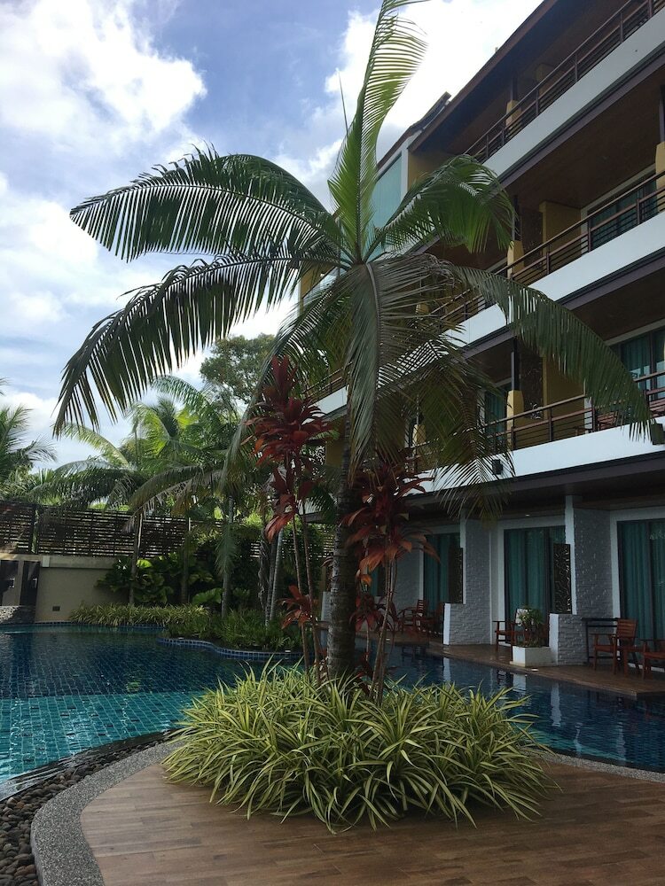 Hotel Aqua Resort Phuket