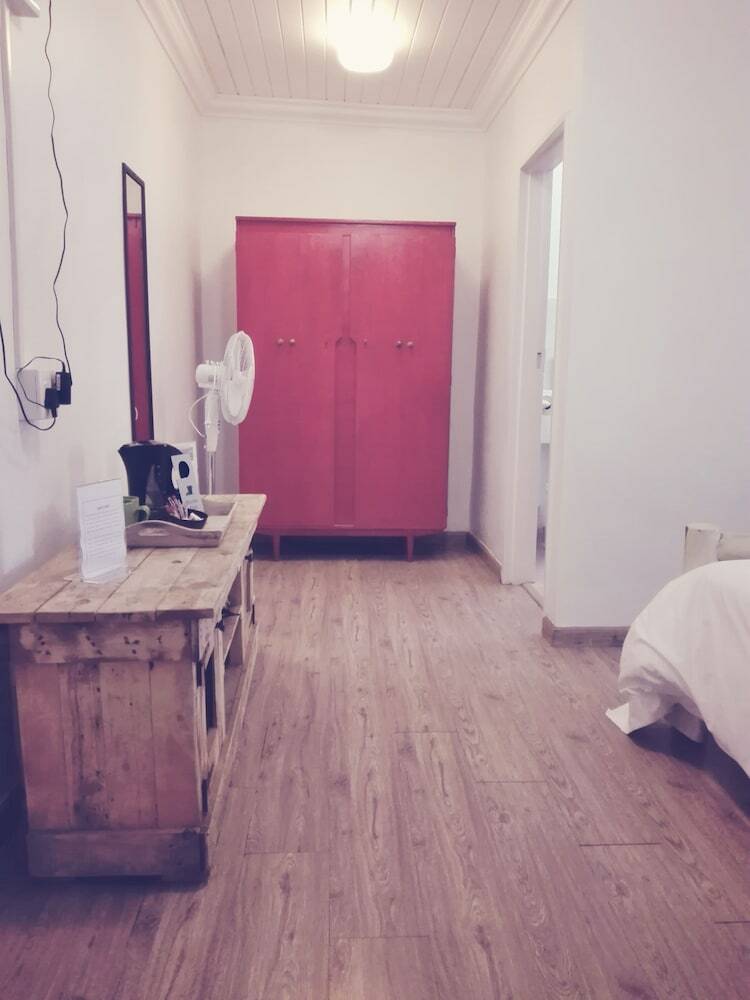 Paternoster Hotel