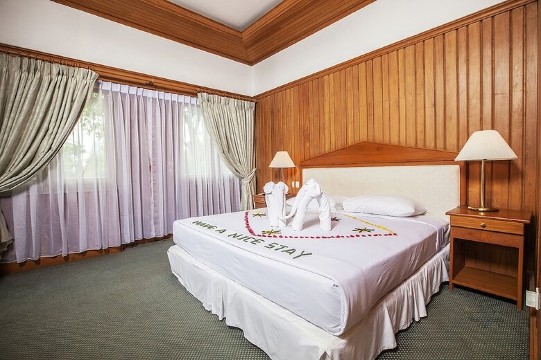 Hotel Aye Thar Yar Golf Resort