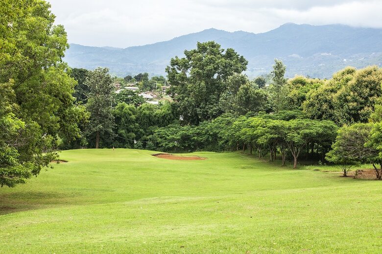 Hotel Aye Thar Yar Golf Resort