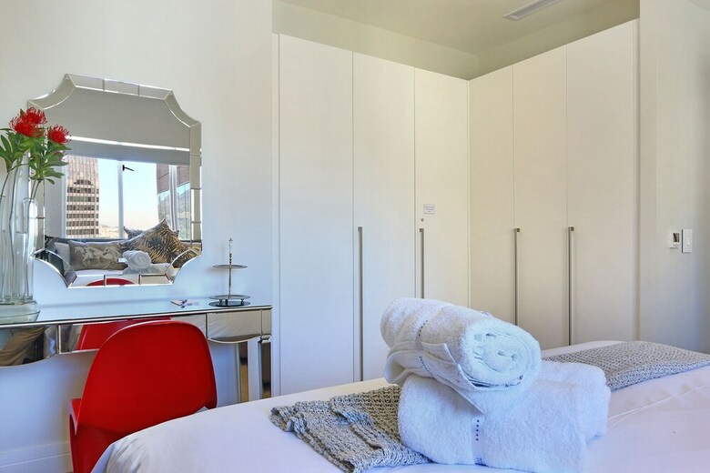 Apartamentos Triangle Luxury Suites By Totalstay