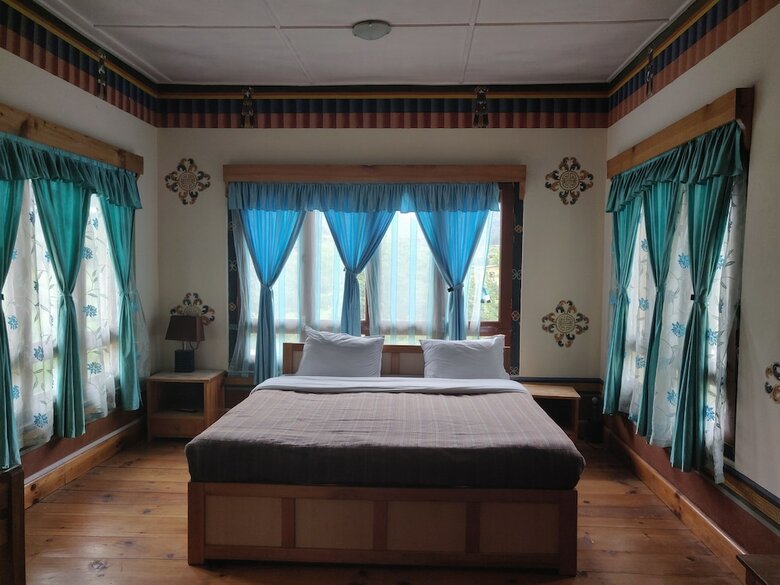 Hotel Nirvana Lodge & Homestay