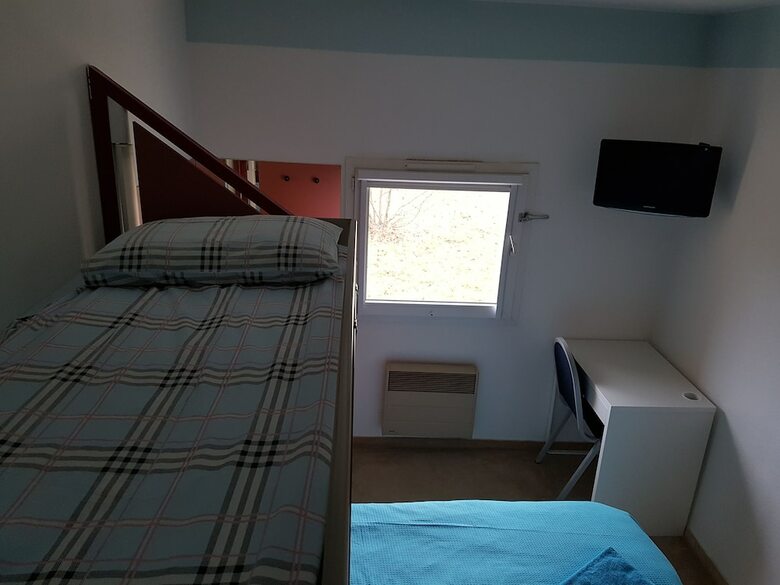 Hotel H�tel Holiday