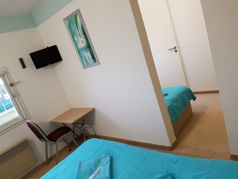 Hotel H�tel Holiday