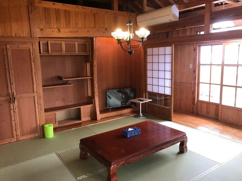 Traditional Villa Kin Shibiranka