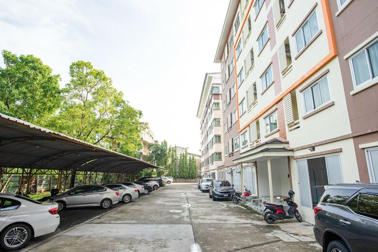 Hotel The Park Bangyai Residence
