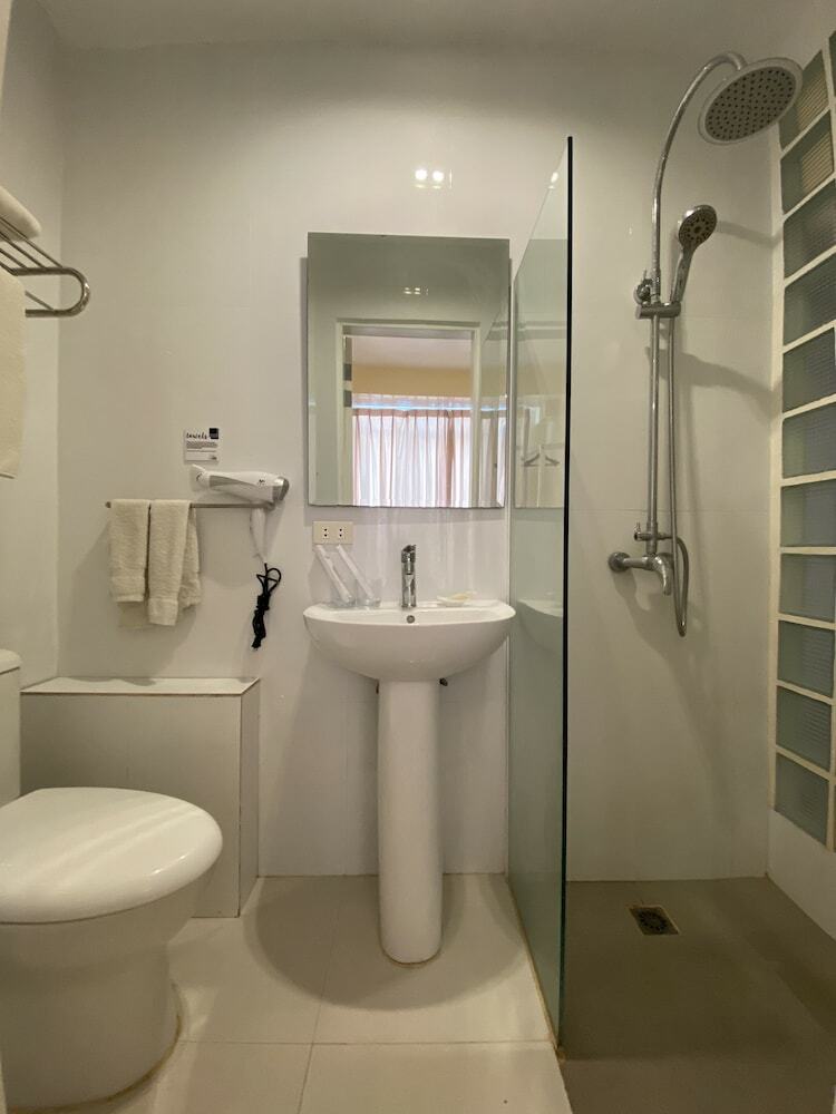 Hotel Luxx Boutique Boracay