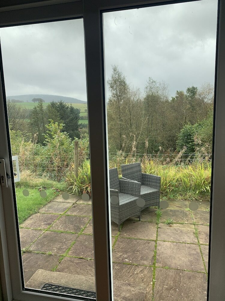 Hotel Ffos Y Ffin - Ascension In The Fields