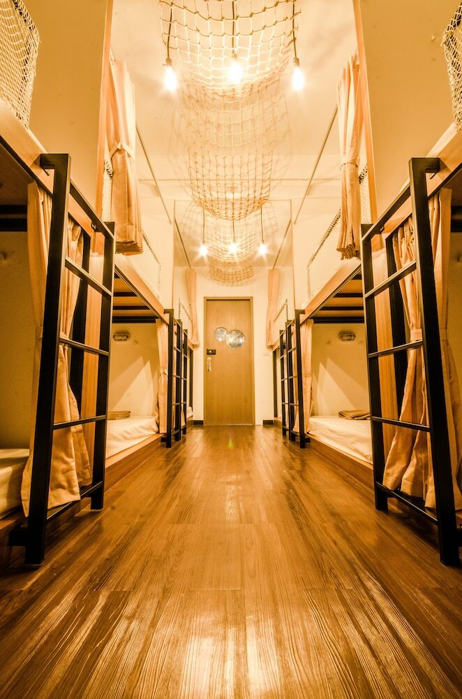 Hostal Pier 49 Hostel