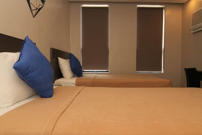 Mabolo Royal Hotel