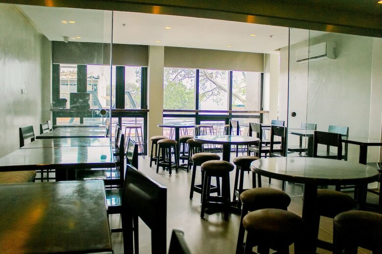 Mabolo Royal Hotel