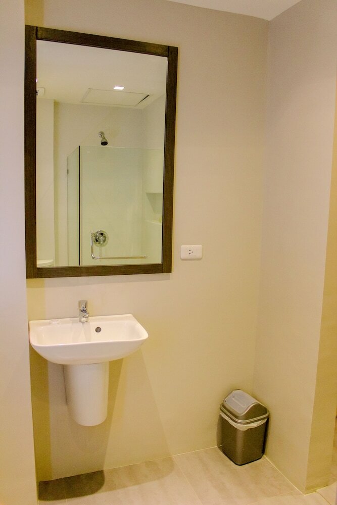 Mabolo Royal Hotel