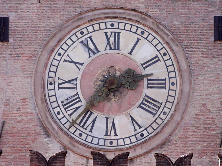 Casa Isolani Piazza Maggiore 1.0