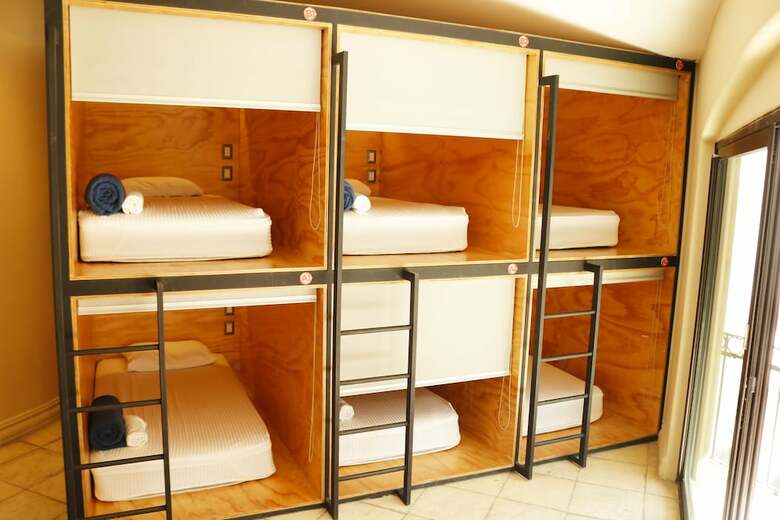 Hostal Fauna Luxury Hostel