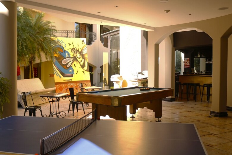 Hostal Fauna Luxury Hostel