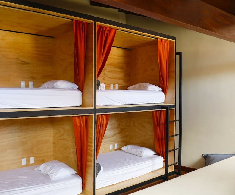 Hostal Fauna Luxury Hostel