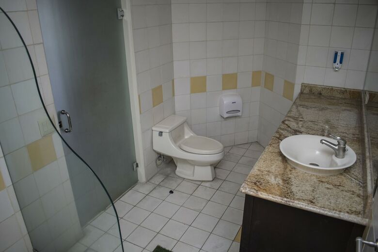 Hostal Fauna Luxury Hostel