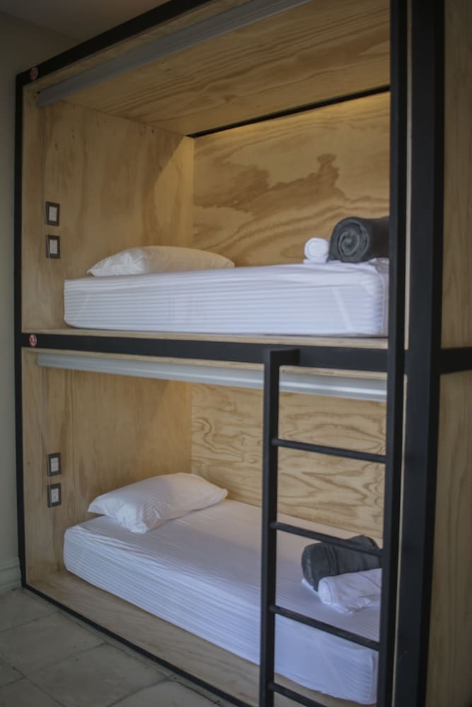 Hostal Fauna Luxury Hostel