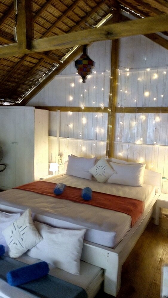 Hotel Cosmos Bungalows