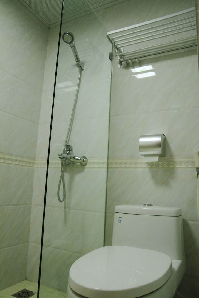 Jeanne Hotel