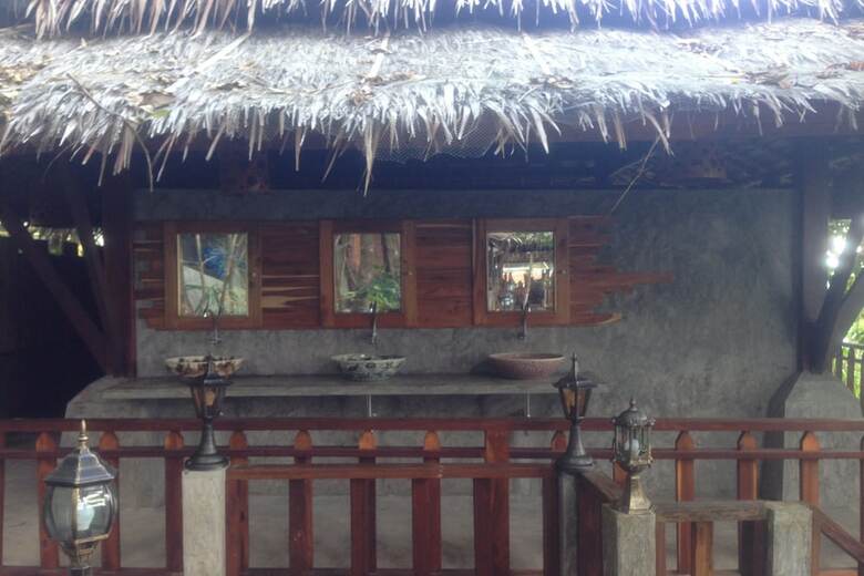 Hotel Phi Phi Phu Chalet Resort