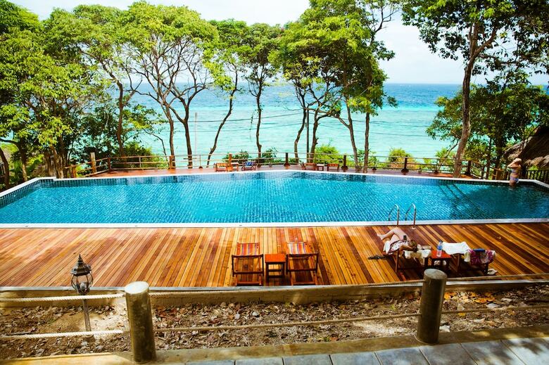 Hotel Phi Phi Phu Chalet Resort