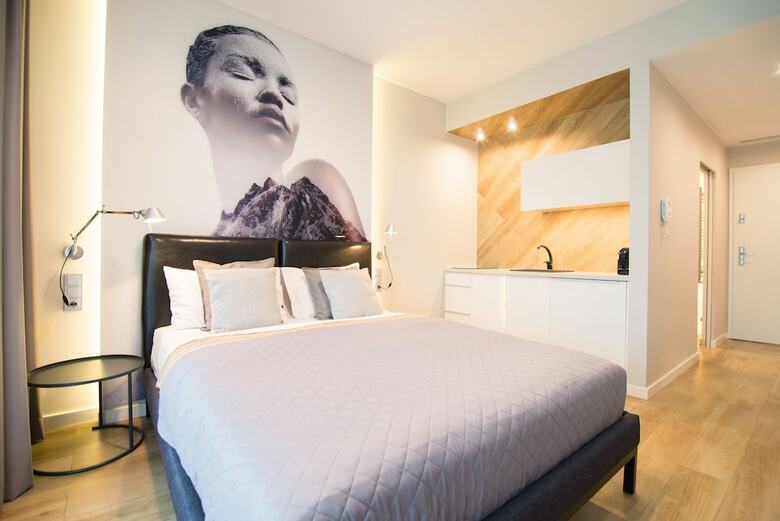 Aparthotel Empire Apart