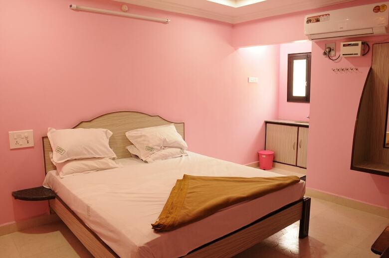 Hotel Sujan Residencys