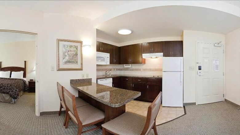Hotel Staybridge Suites Chesapeake