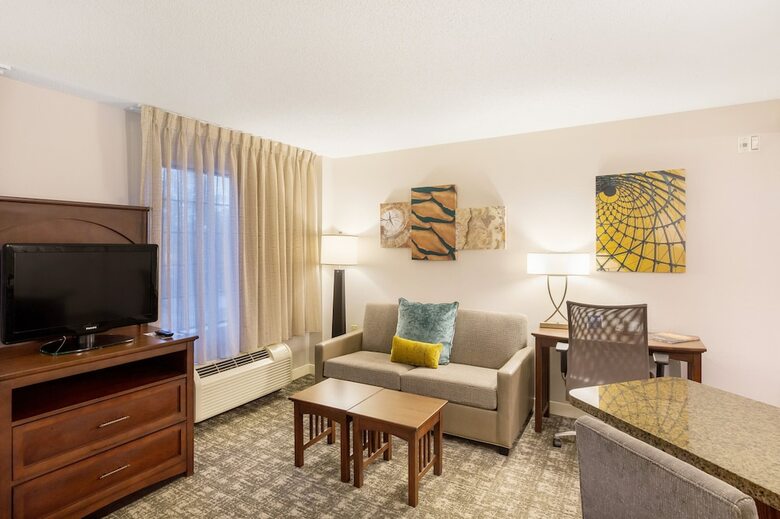 Hotel Staybridge Suites Chesapeake
