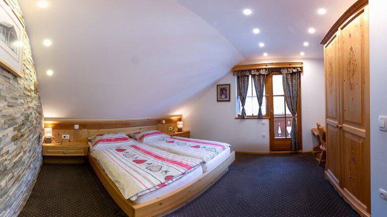 Villa Flora Apartments