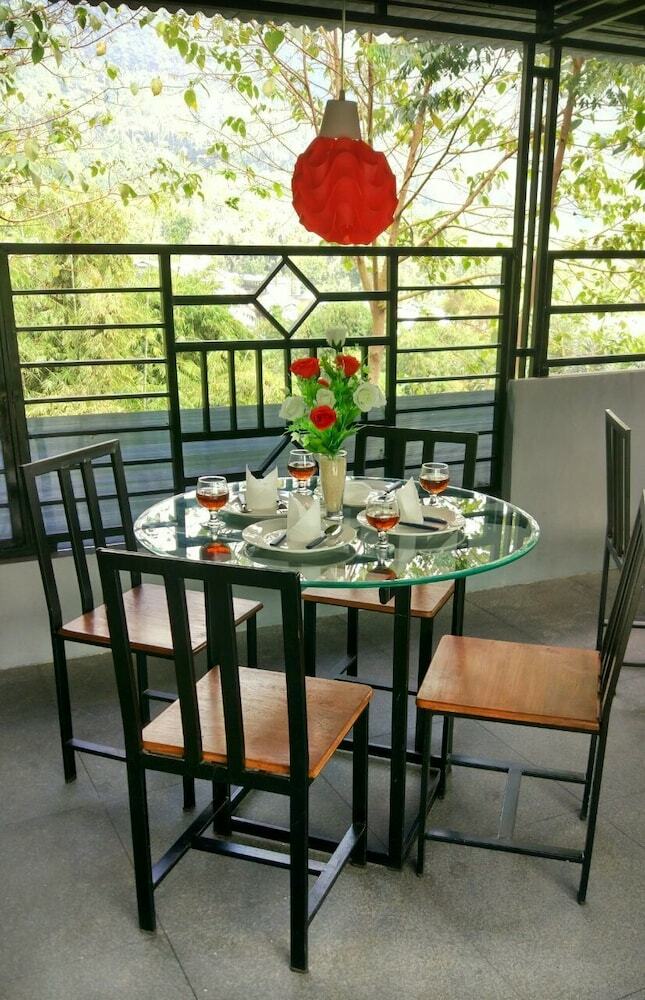 Bromo Ecolodge Hotel