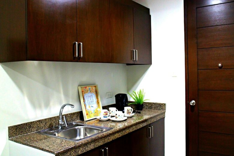 Hostal Food District Hostel - Ortigas Kapitolyo