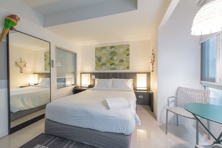 Hotel Escape At Sathorn Terrace