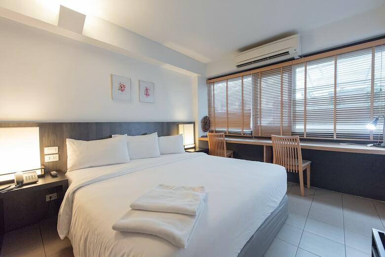 Hotel Escape At Sathorn Terrace