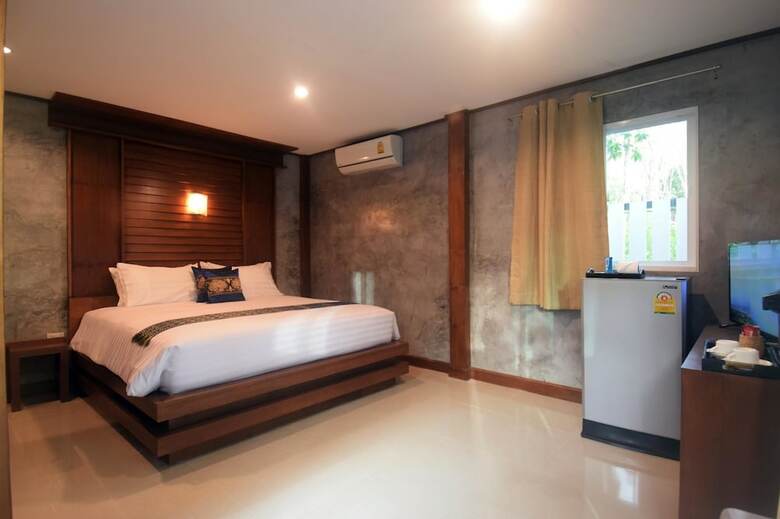 Hotel Baan Khao Mai Kaew Lanta Village