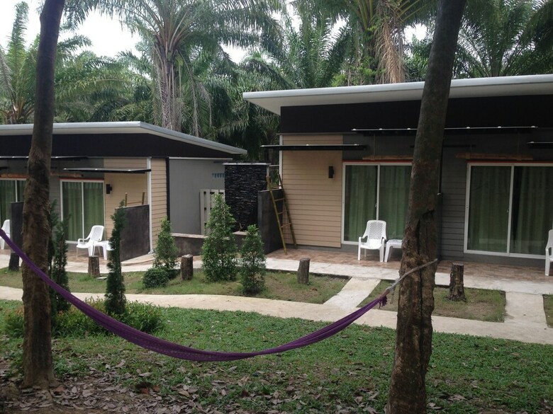 Hotel Baan Khao Mai Kaew Lanta Village