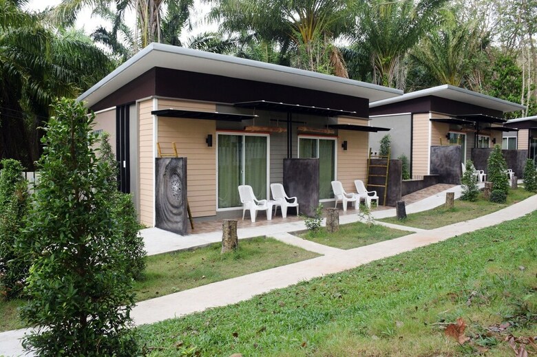 Hotel Baan Khao Mai Kaew Lanta Village