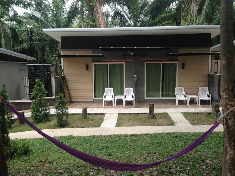 Hotel Baan Khao Mai Kaew Lanta Village