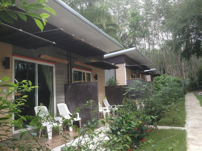 Hotel Baan Khao Mai Kaew Lanta Village