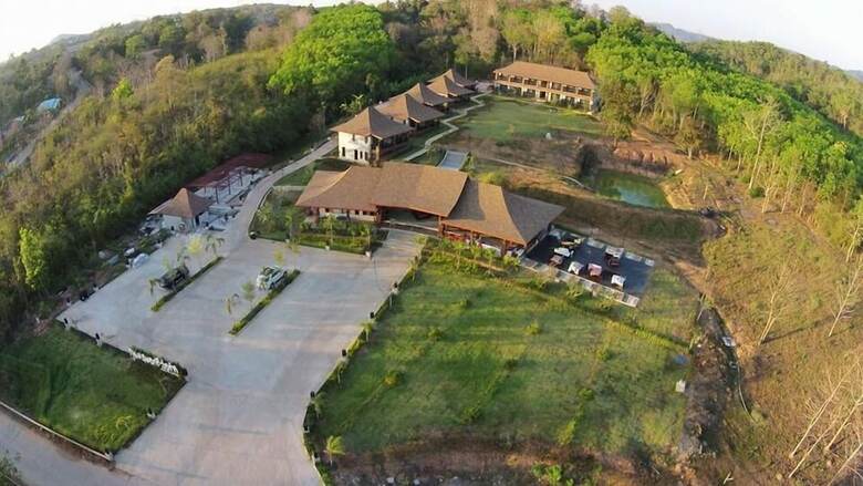 Hotel Phu Chom Mork Resort