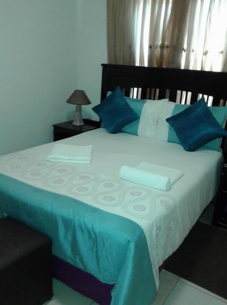 Hotel Upper Room Guest House