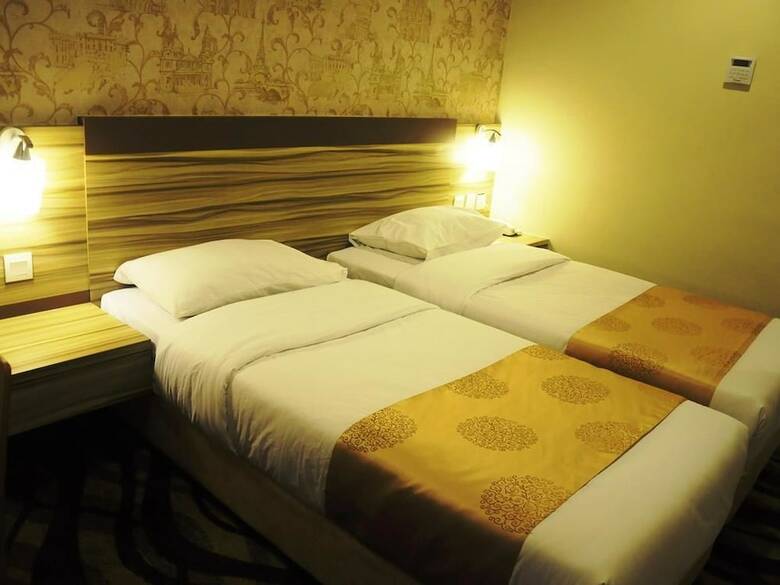 Victory City Hotel