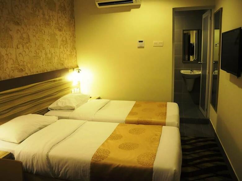 Victory City Hotel